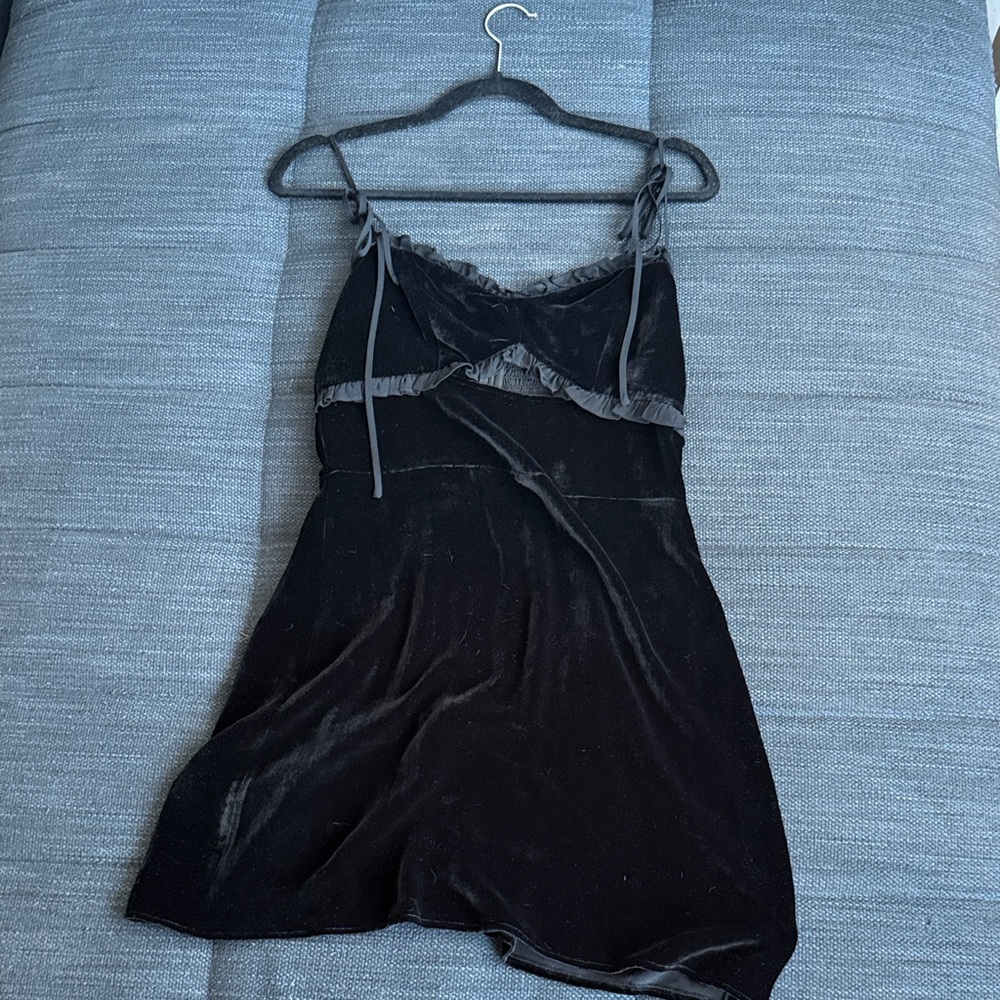 Black Velvet Dress with cutout and ruffles